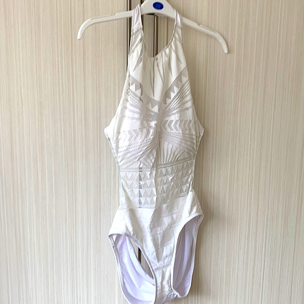 Kenneth Cole White Print Backless Bathing Suit